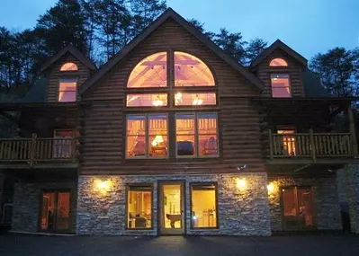 BEARS DEN LODGE