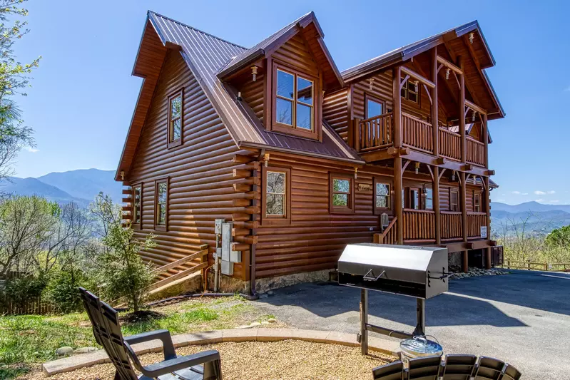 MOUNT LECONTE VIEW LODGE