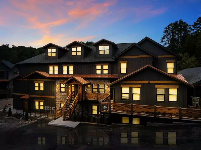 BIG BEAR COVE LODGE